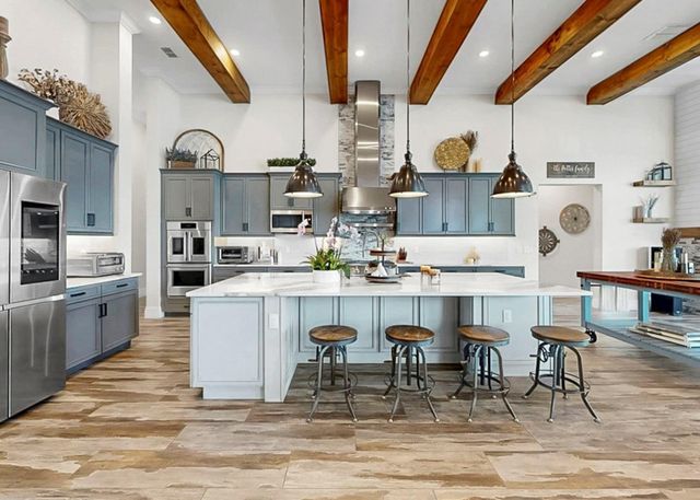 813 MANNS HARBOR DRIVE, Apollo Beach, FL 33572