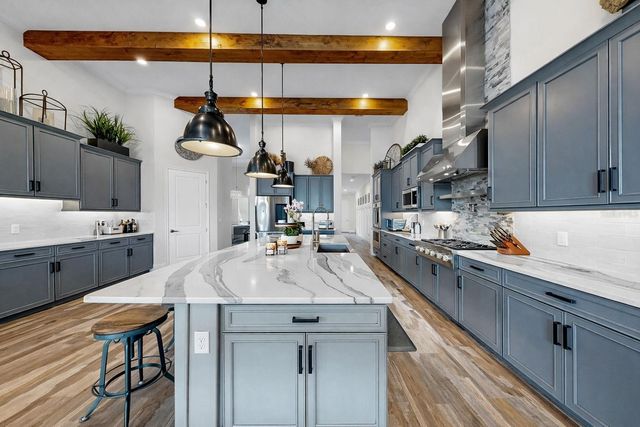 813 MANNS HARBOR DRIVE, Apollo Beach, FL 33572