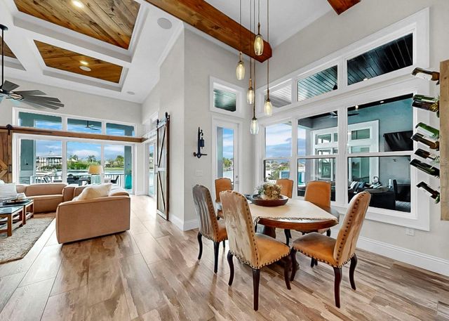 813 MANNS HARBOR DRIVE, Apollo Beach, FL 33572