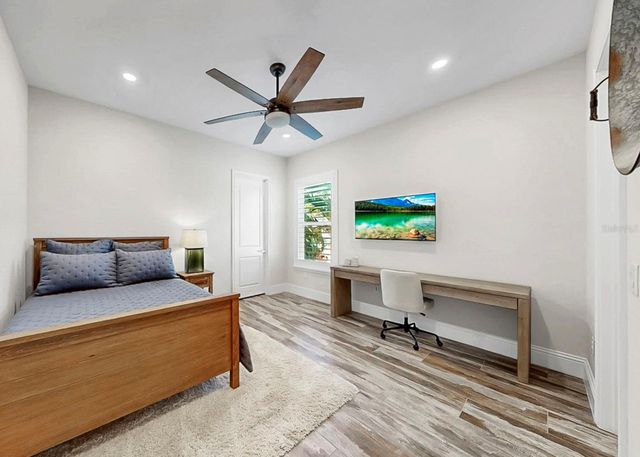 813 MANNS HARBOR DRIVE, Apollo Beach, FL 33572