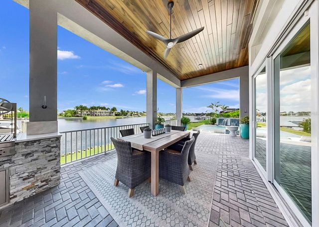 813 MANNS HARBOR DRIVE, Apollo Beach, FL 33572