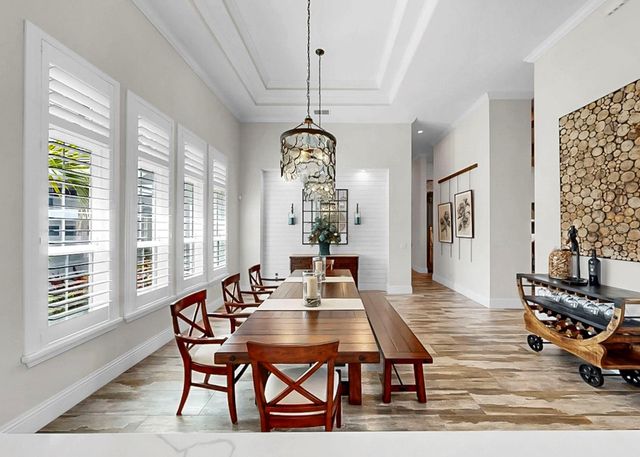 813 MANNS HARBOR DRIVE, Apollo Beach, FL 33572