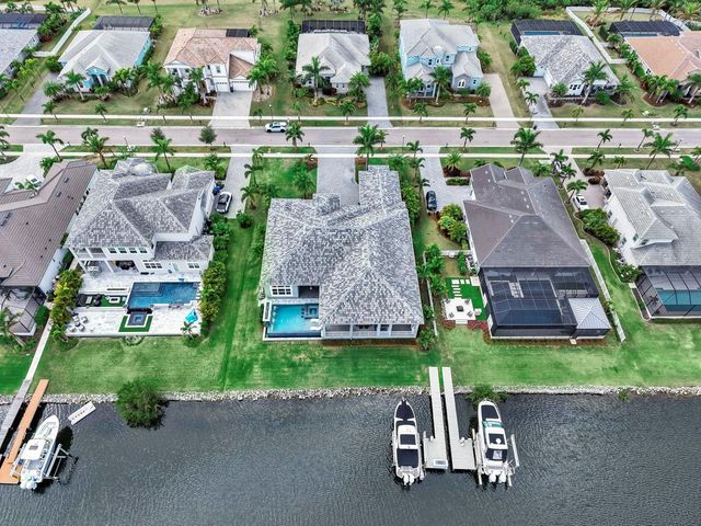 813 MANNS HARBOR DRIVE, Apollo Beach, FL 33572