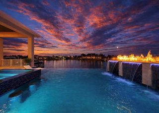 813 MANNS HARBOR DRIVE, Apollo Beach, FL 33572