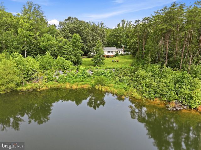 512 W ROCKY RUN RD, Fredericksburg, VA 22406