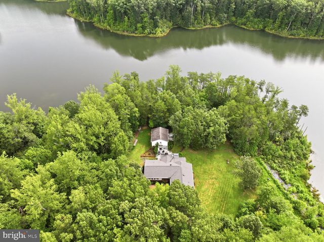 512 W ROCKY RUN RD, Fredericksburg, VA 22406
