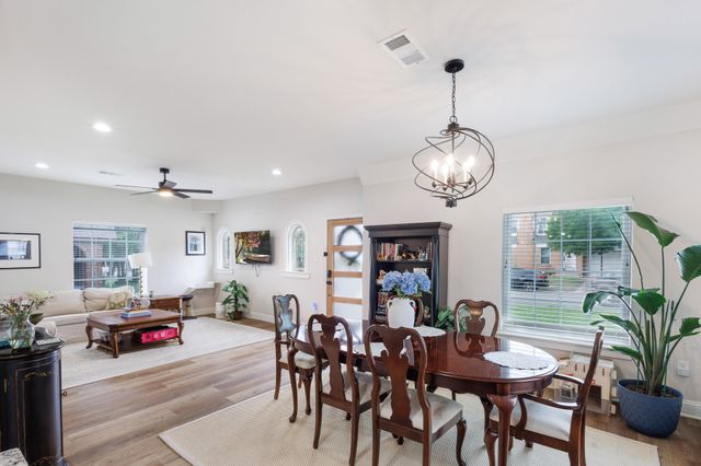 2744 Catherine Street, Dallas, TX 75211