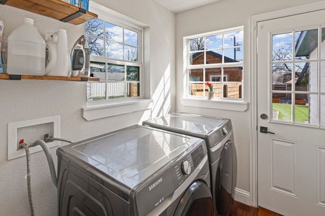 2744 Catherine Street, Dallas, TX 75211