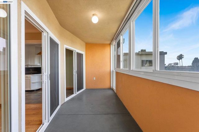 2137 Otis Dr 305, Alameda, CA 94501