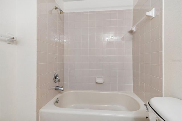 3307 PINE TOP DRIVE, Valrico, FL 33594