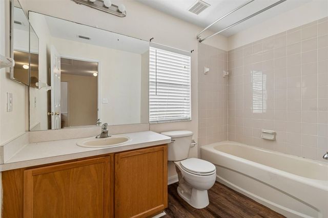 3307 PINE TOP DRIVE, Valrico, FL 33594