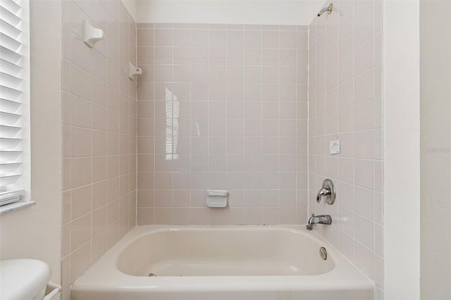 3307 PINE TOP DRIVE, Valrico, FL 33594