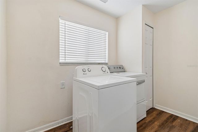 3307 PINE TOP DRIVE, Valrico, FL 33594