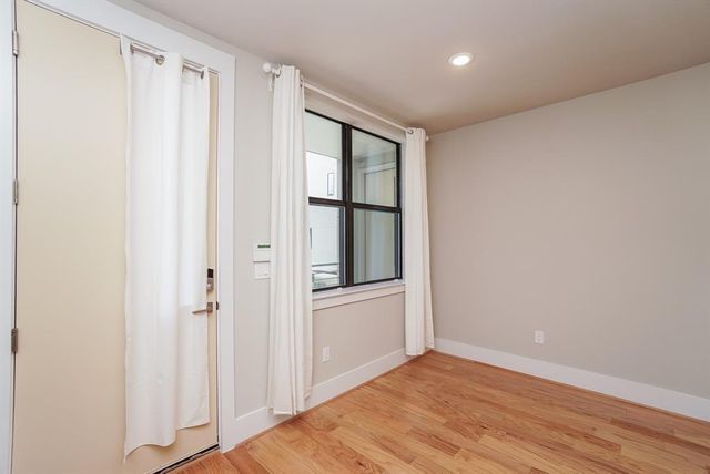 2401 Crawford Street A112, Houston, TX 77004