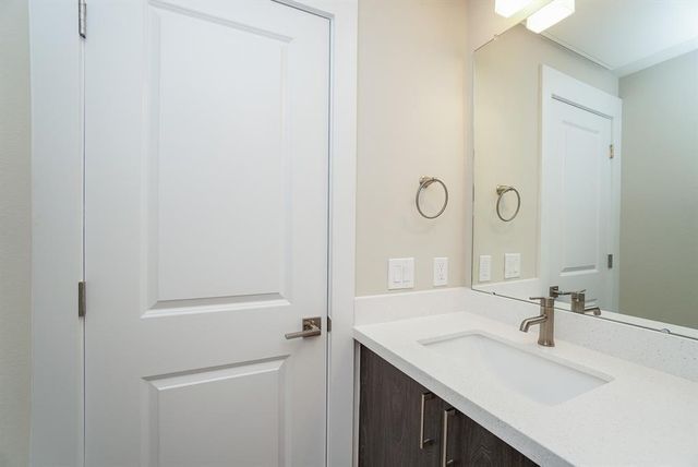 2401 Crawford Street A112, Houston, TX 77004