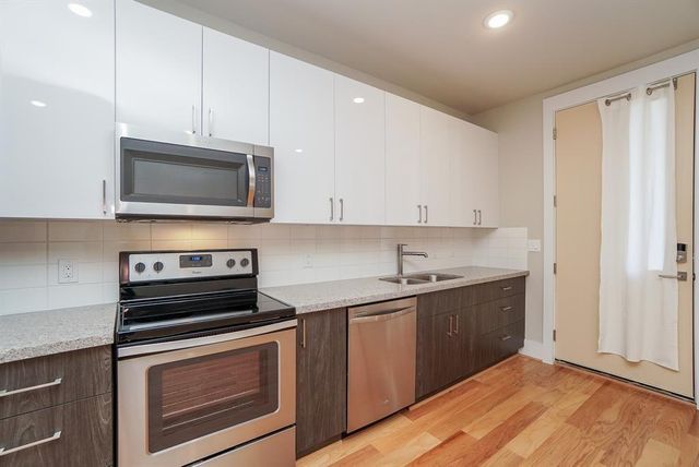 2401 Crawford Street A112, Houston, TX 77004