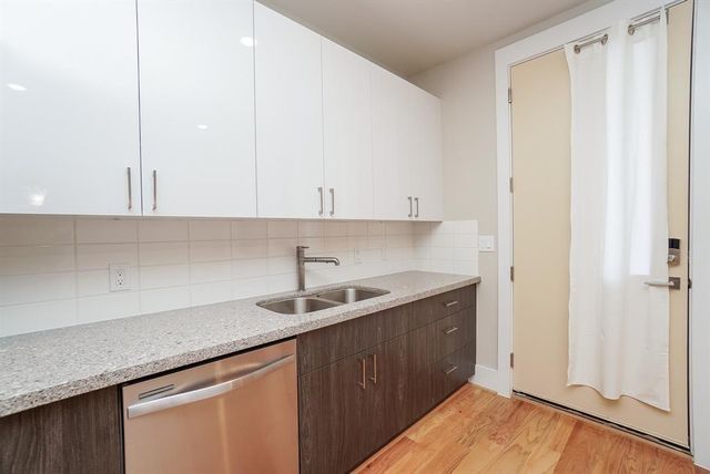2401 Crawford Street A112, Houston, TX 77004