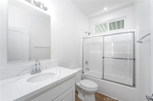 14851 Jeffrey 145, Irvine, CA 92618