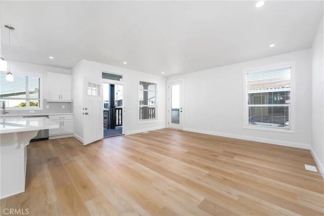 14851 Jeffrey 145, Irvine, CA 92618