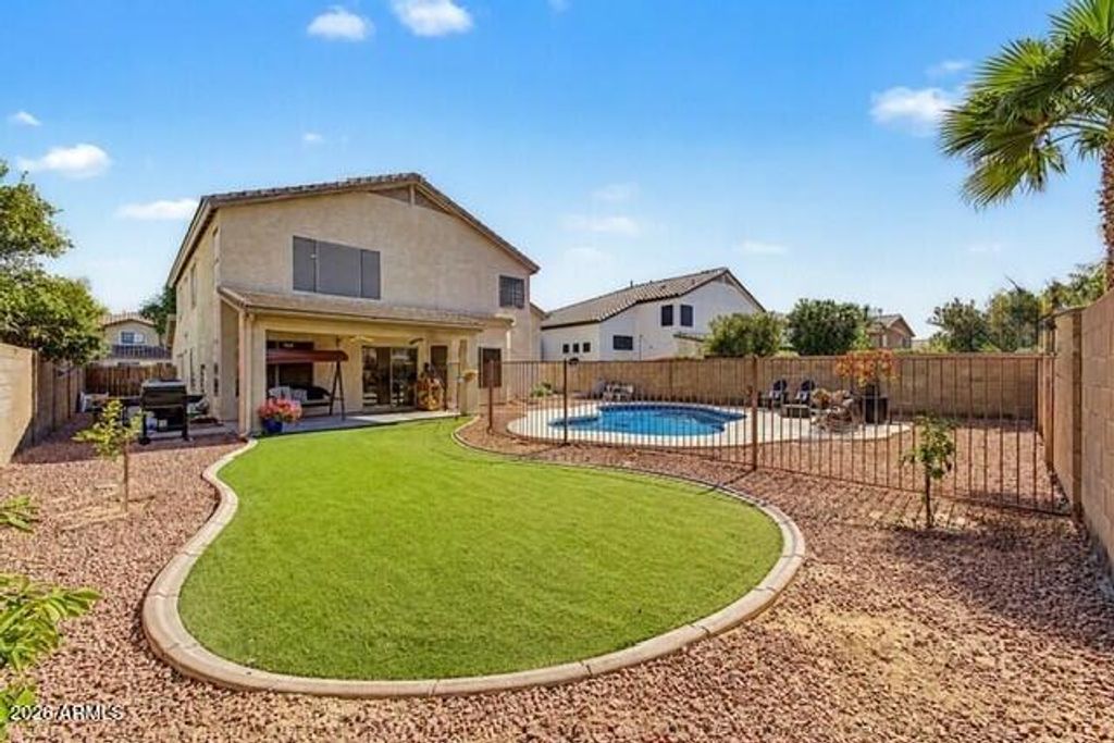 284 W GOLDFINCH Way, Chandler, AZ 85286 — photo 3