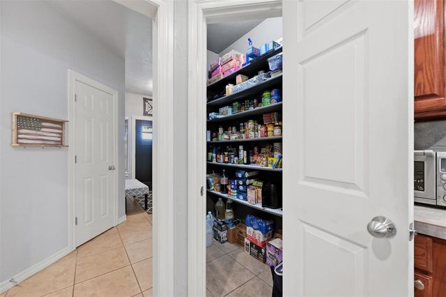 139 Tulip Trail, Edmond, OK 73025