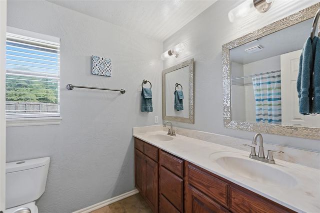 139 Tulip Trail, Edmond, OK 73025