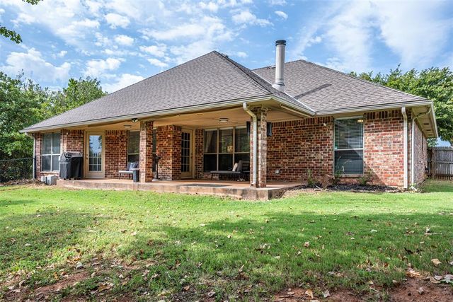 139 Tulip Trail, Edmond, OK 73025