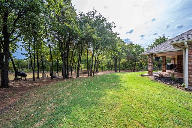 139 Tulip Trail, Edmond, OK 73025