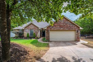 139 Tulip Trail, Edmond, OK 73025