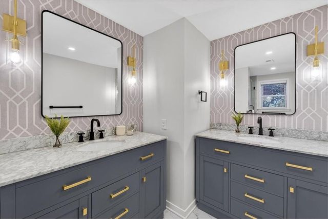 6204 W 61st Terrace, Mission, KS 66202