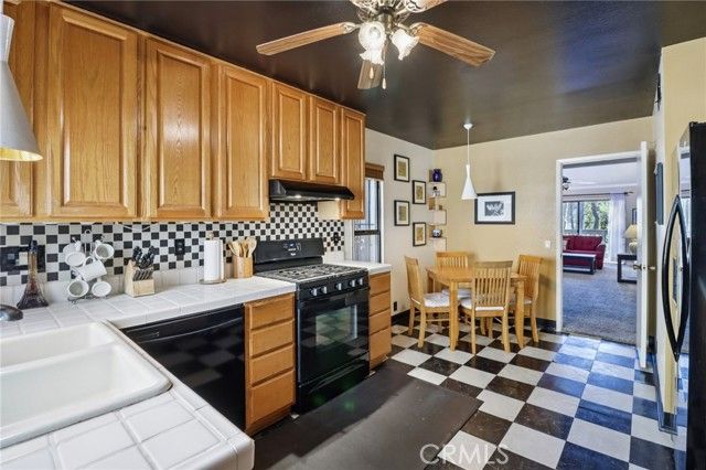 10359 Caminito Covewood, San Diego, CA 92131