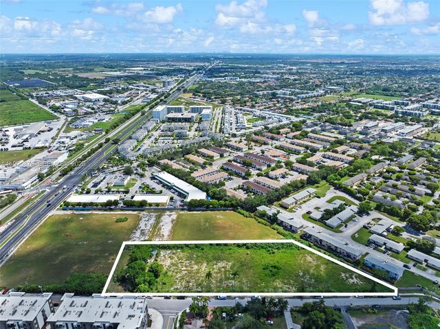 14259 Henderson St, Homestead, FL 33032
