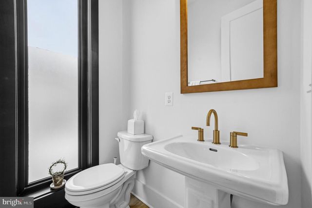 14936 DISPATCH ST, Rockville, MD 20850