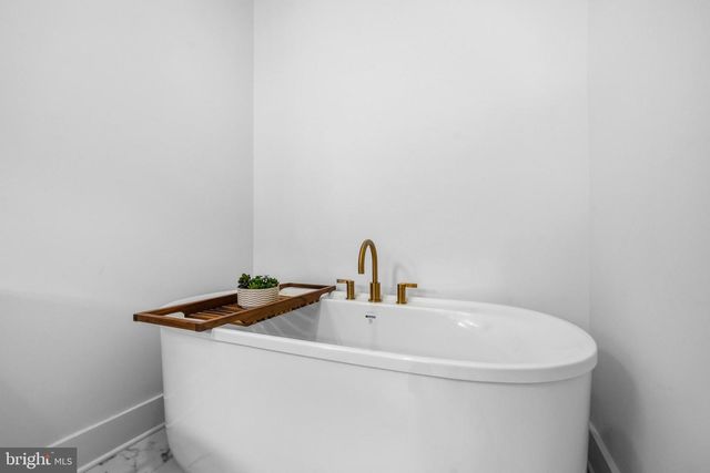 14936 DISPATCH ST, Rockville, MD 20850