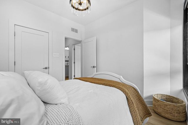 14936 DISPATCH ST, Rockville, MD 20850