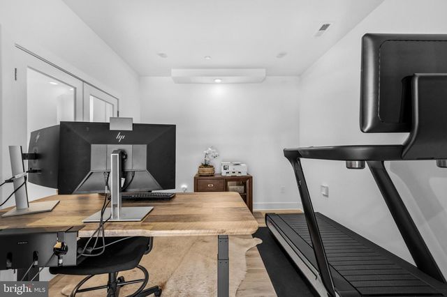 14936 DISPATCH ST, Rockville, MD 20850