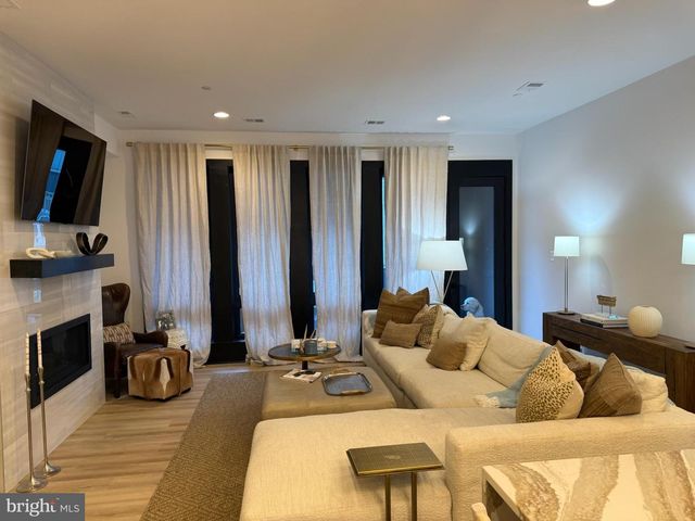 14936 DISPATCH ST, Rockville, MD 20850