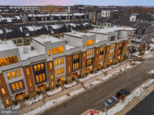 14936 DISPATCH ST, Rockville, MD 20850