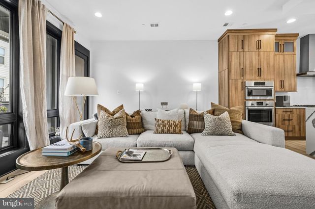 14936 DISPATCH ST, Rockville, MD 20850