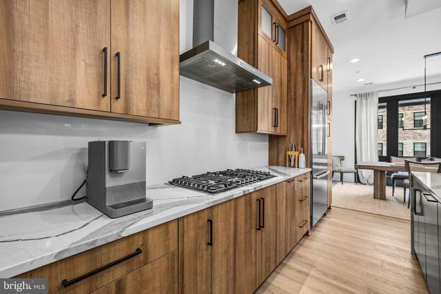 14936 DISPATCH ST, Rockville, MD 20850