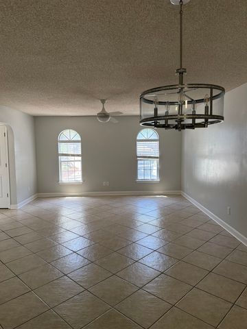 1444A Bessant Ave. A, Little River, SC 29566