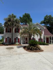1444A Bessant Ave. A, Little River, SC 29566