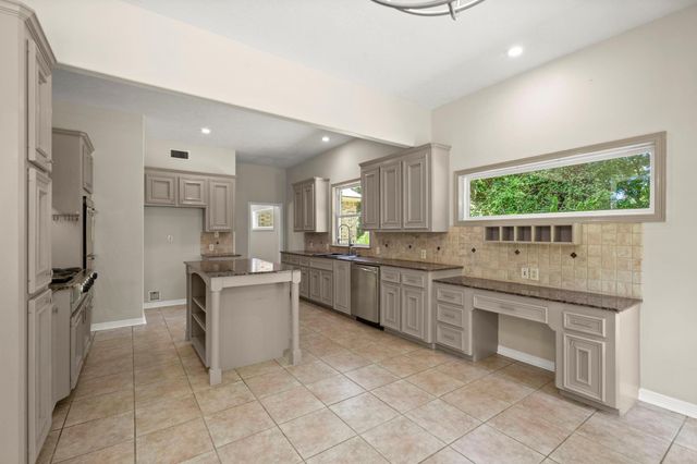 24310 Lenze Road, Spring, TX 77389
