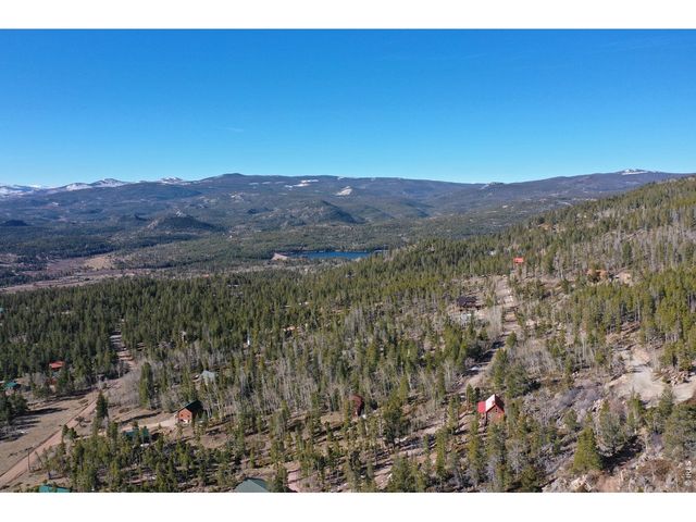 660 Jicarilla Trl, Red Feather Lakes, CO 80545