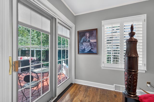 1566 Tates Creek Road, Lexington, KY 40502