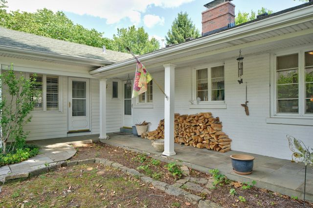 1566 Tates Creek Road, Lexington, KY 40502