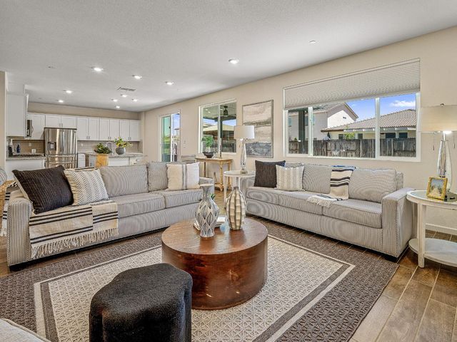 3048 Lemonade Lane, Roseville, CA 95747