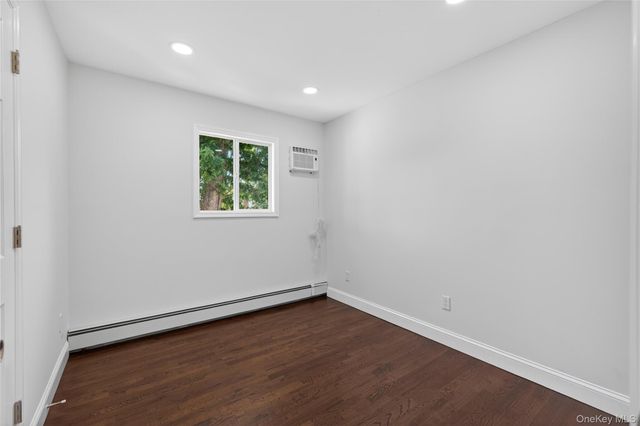 370 Chelsea Avenue, West Babylon, NY 11704