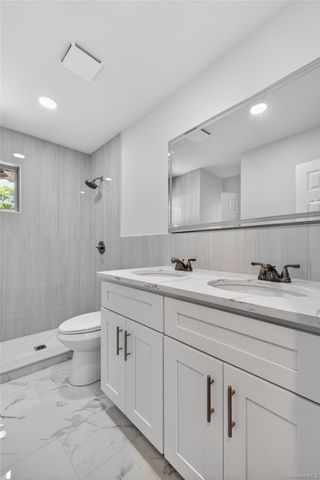 370 Chelsea Avenue, West Babylon, NY 11704