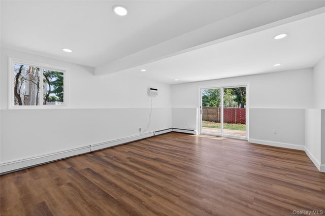 370 Chelsea Avenue, West Babylon, NY 11704